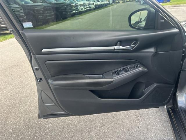 used 2022 Nissan Altima car, priced at $18,885