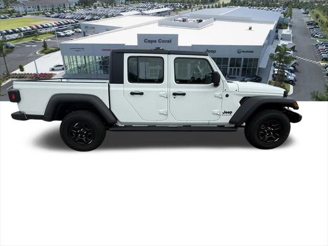 new 2025 Jeep Gladiator car, priced at $38,936