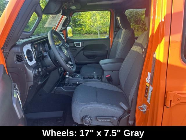new 2025 Jeep Wrangler car, priced at $46,518