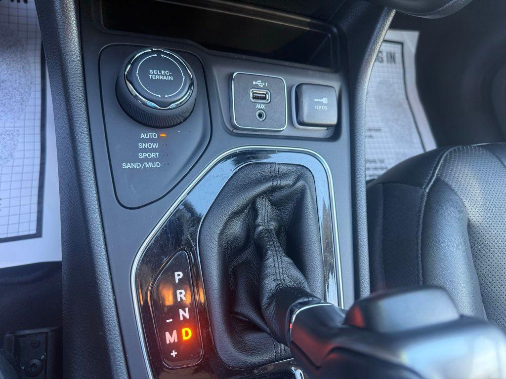 used 2023 Jeep Cherokee car, priced at $23,150
