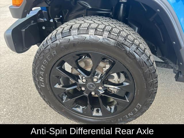 used 2025 Jeep Gladiator car, priced at $38,415