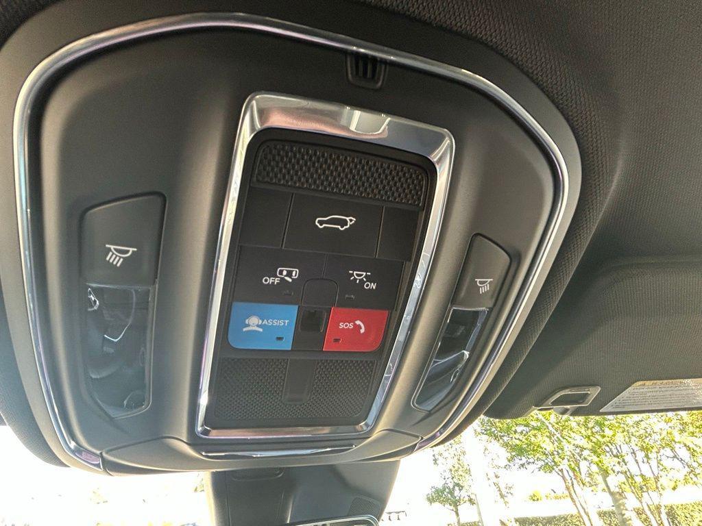 new 2025 Jeep Grand Cherokee L car, priced at $47,332