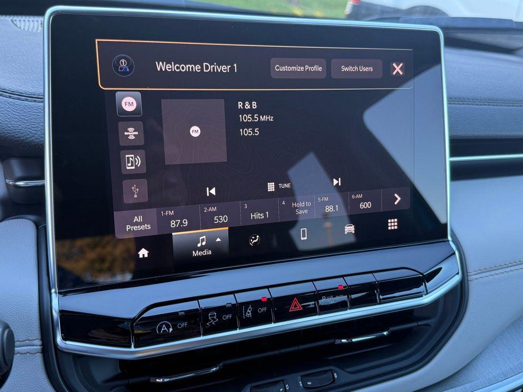 new 2026 Jeep Compass car, priced at $32,850