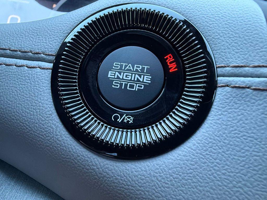 new 2026 Jeep Compass car, priced at $32,850