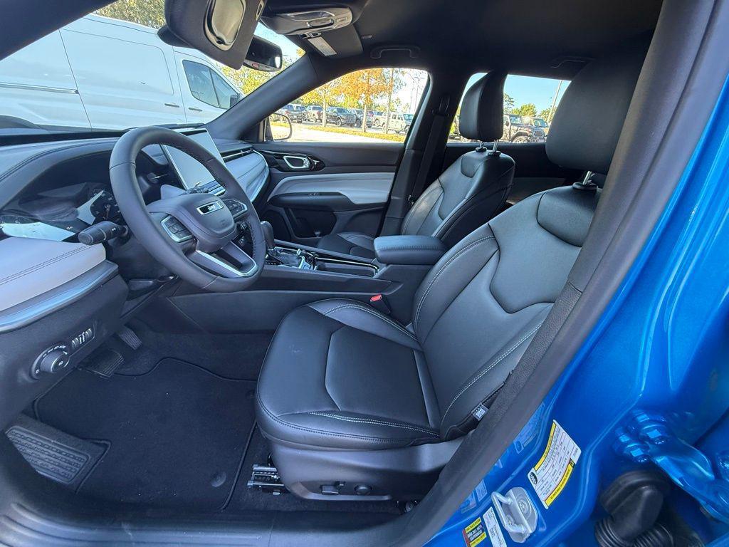new 2026 Jeep Compass car, priced at $32,850