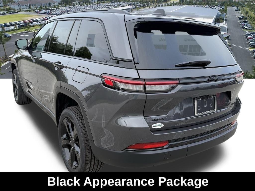 new 2025 Jeep Grand Cherokee car, priced at $45,735