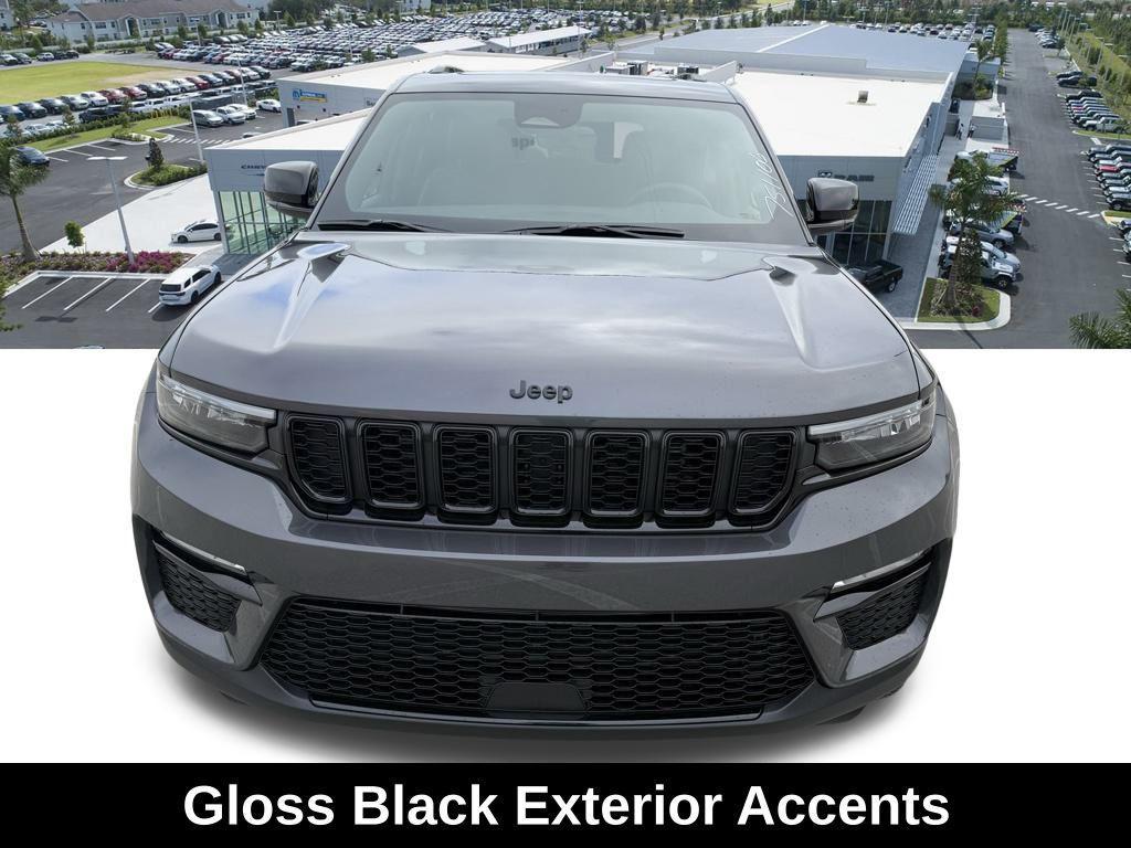 new 2025 Jeep Grand Cherokee car, priced at $45,735