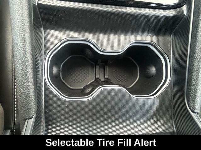 new 2025 Jeep Grand Cherokee car, priced at $39,892