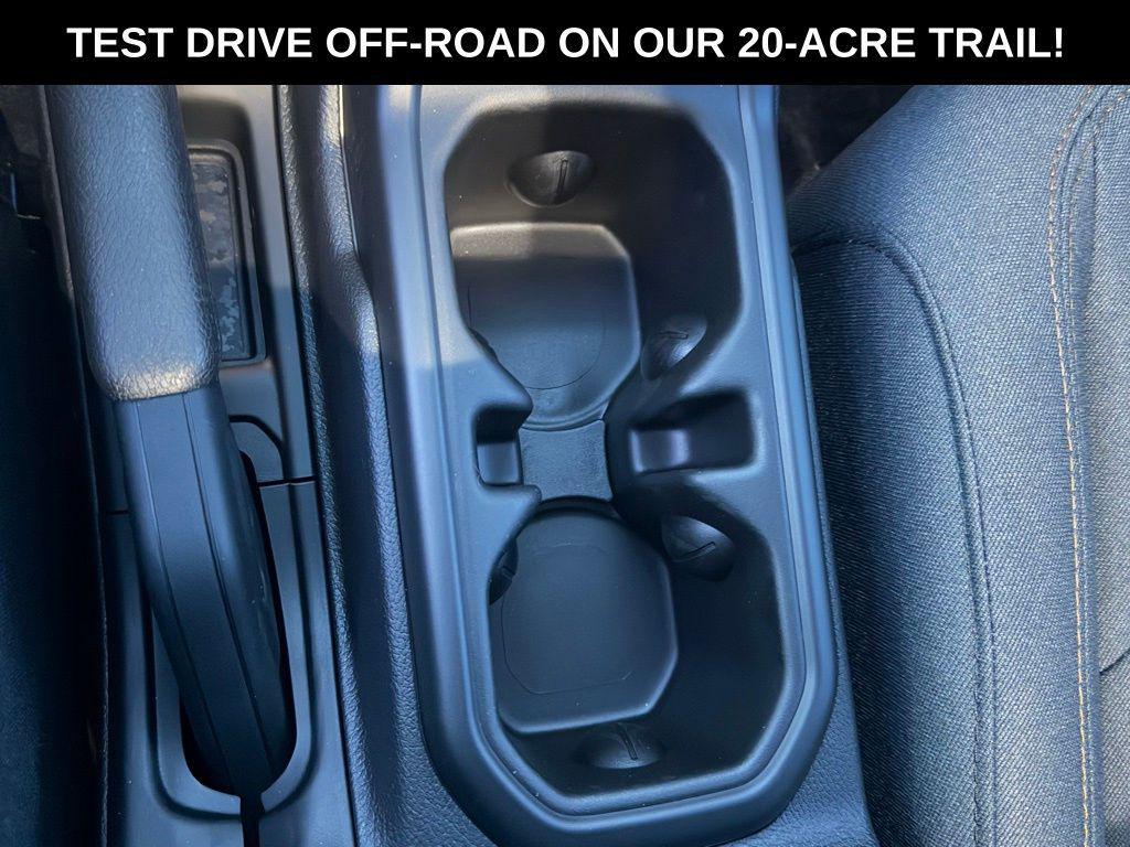 new 2026 Jeep Wrangler car, priced at $39,095