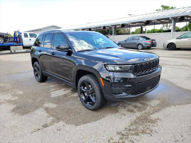 new 2024 Jeep Grand Cherokee car, priced at $42,925