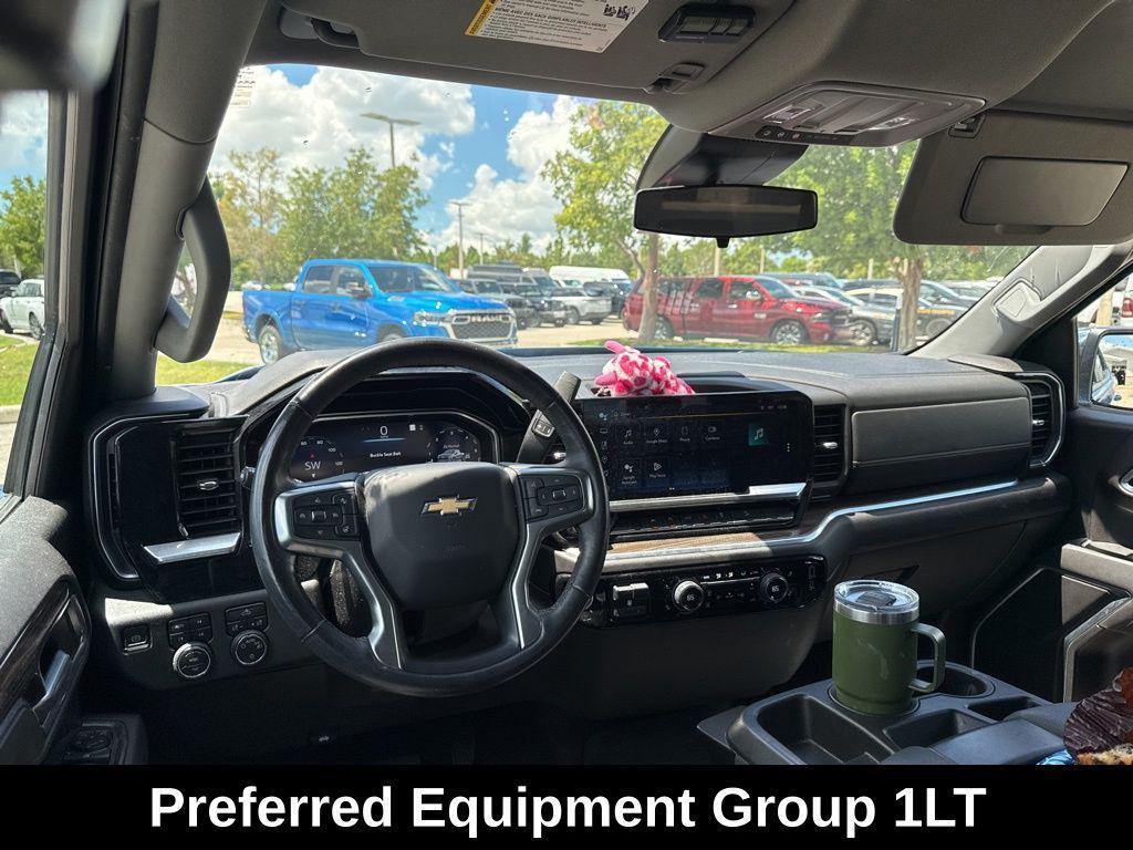 used 2022 Chevrolet Silverado 1500 car, priced at $37,920