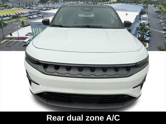 new 2025 Jeep Wagoneer S car, priced at $54,497