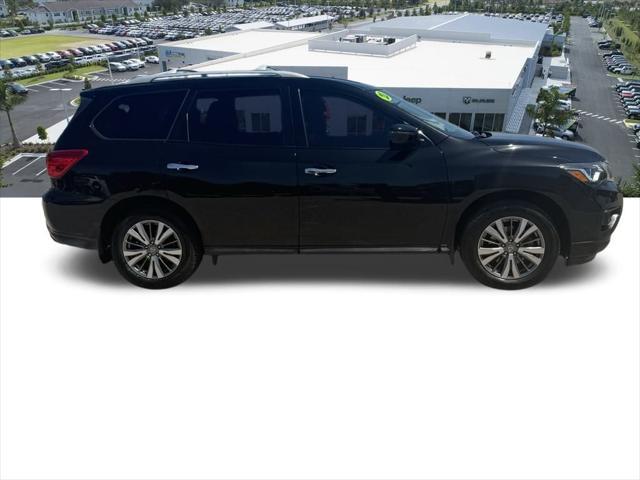 used 2020 Nissan Pathfinder car, priced at $14,252