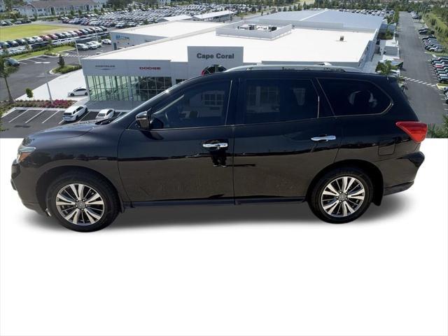used 2020 Nissan Pathfinder car, priced at $14,252