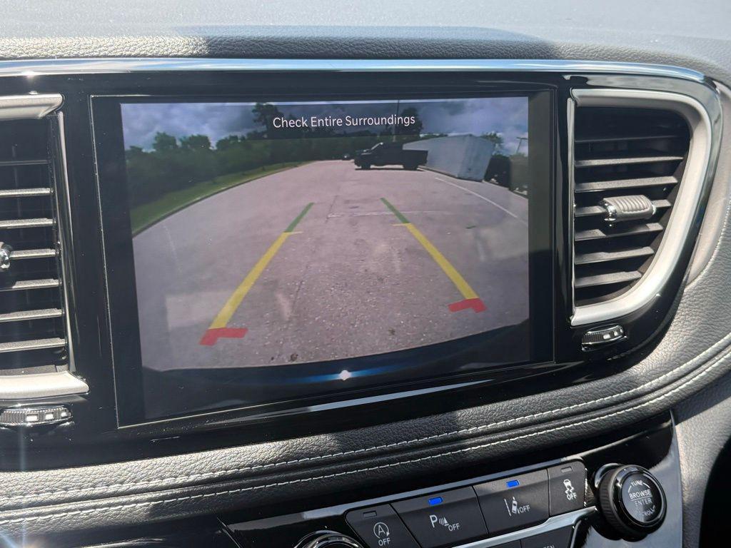 new 2025 Chrysler Pacifica car, priced at $38,440