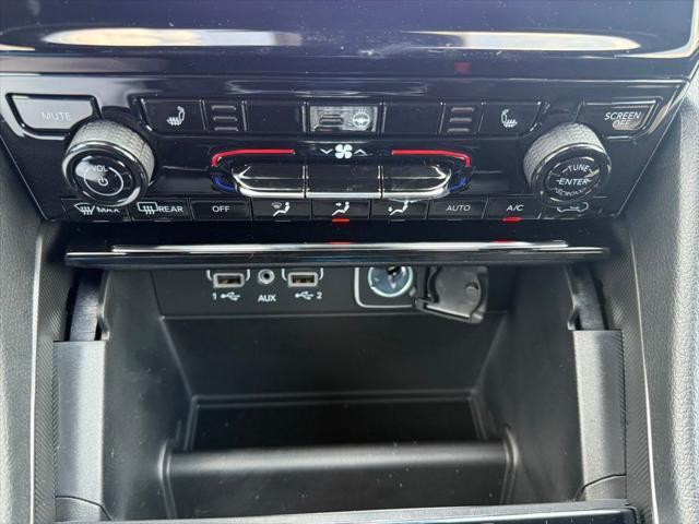 new 2025 Jeep Grand Cherokee L car, priced at $38,416