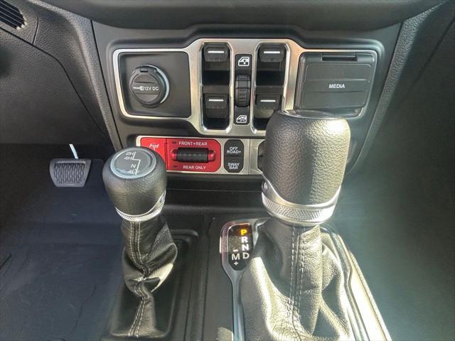 new 2025 Jeep Gladiator car, priced at $48,655