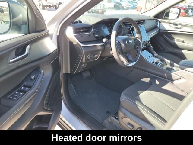 new 2025 Jeep Grand Cherokee car, priced at $38,843