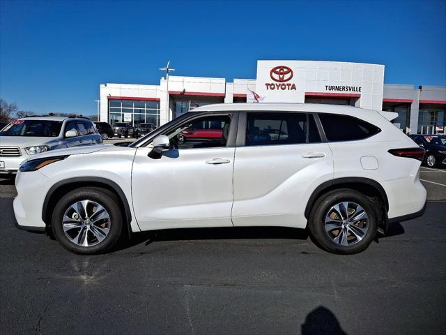 used 2023 Toyota Highlander car, priced at $39,977