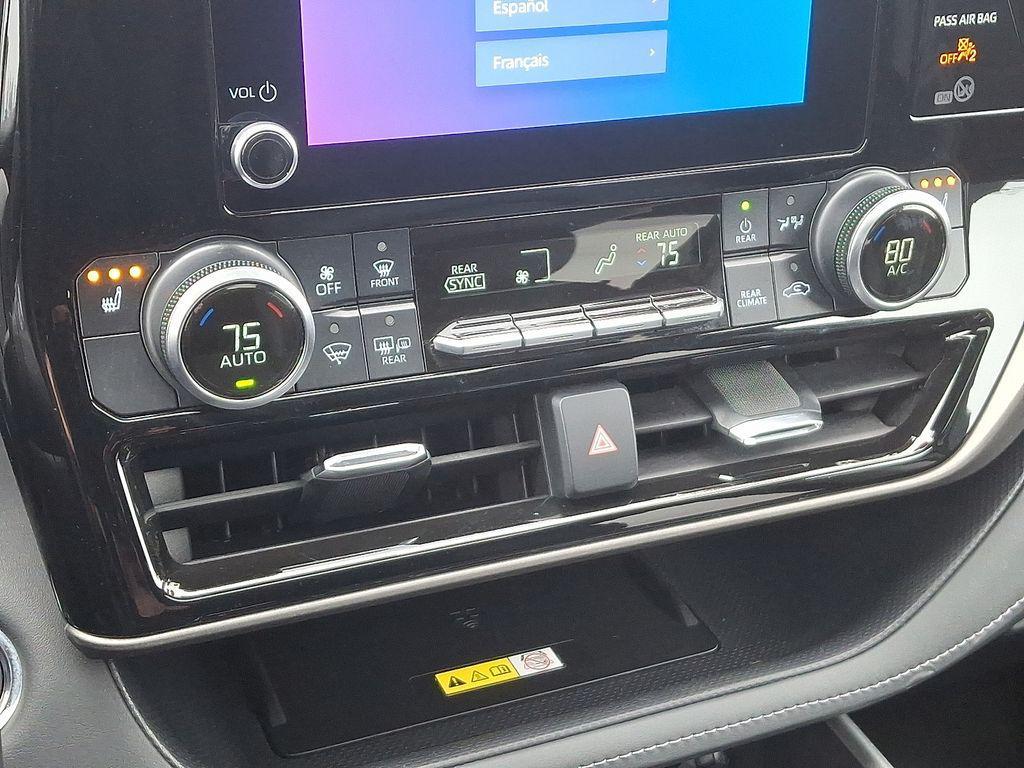 used 2023 Toyota Highlander car, priced at $38,840