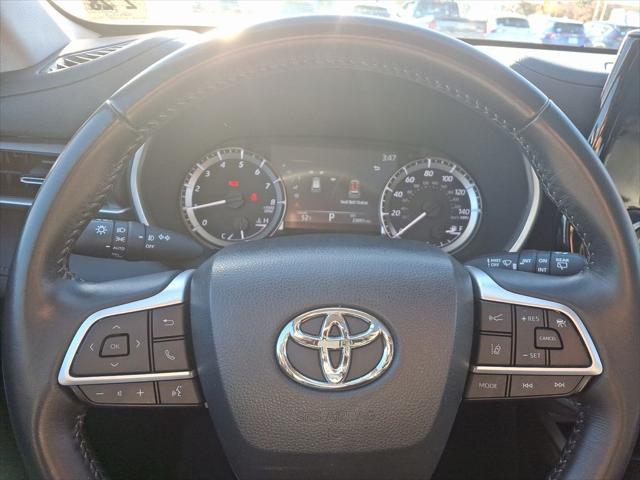 used 2023 Toyota Highlander car, priced at $40,431