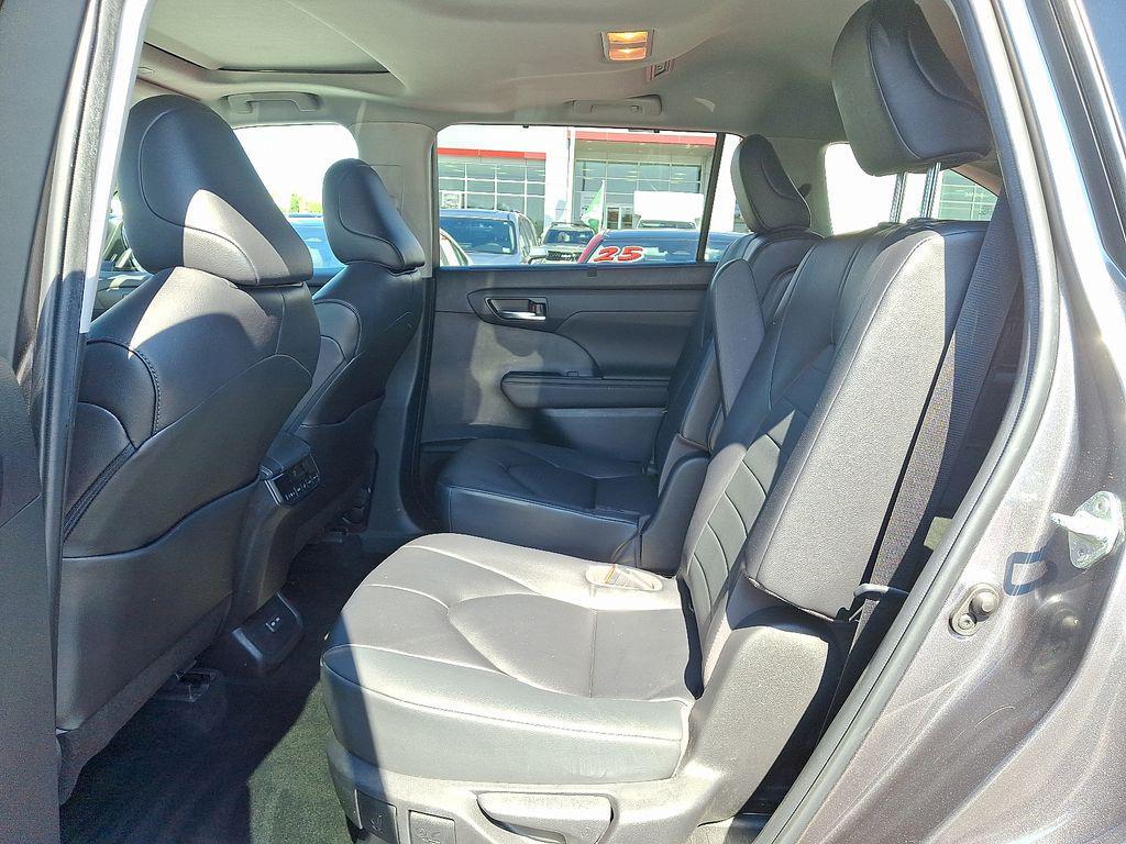 used 2023 Toyota Highlander car, priced at $40,838