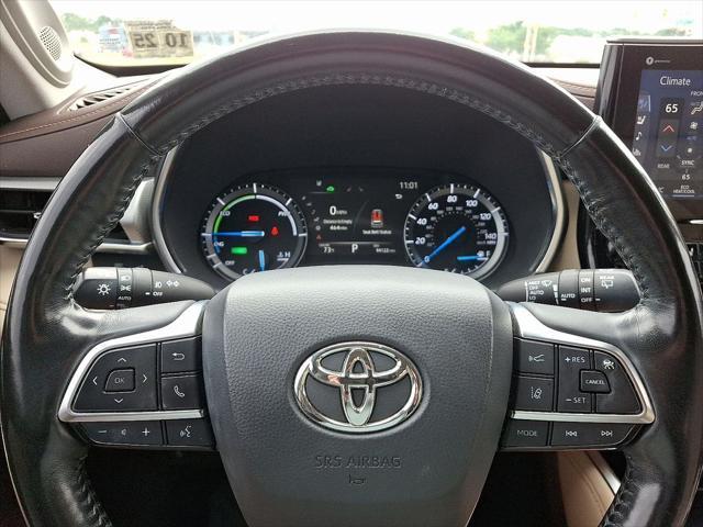 used 2021 Toyota Highlander Hybrid car, priced at $36,563