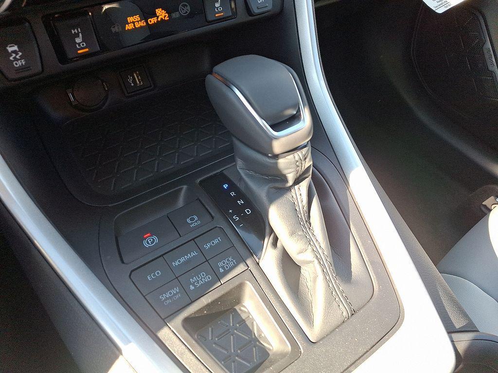 new 2025 Toyota RAV4 car, priced at $38,674