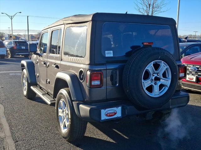 used 2022 Jeep Wrangler Unlimited car, priced at $31,987