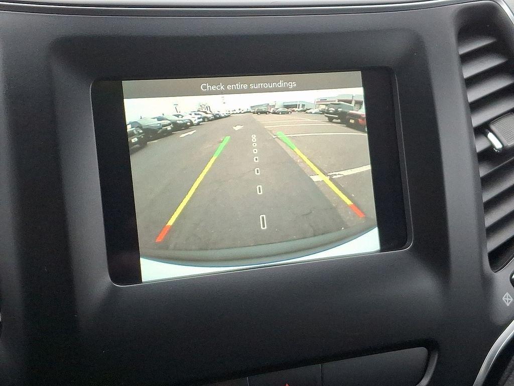 used 2019 Jeep Cherokee car, priced at $15,954