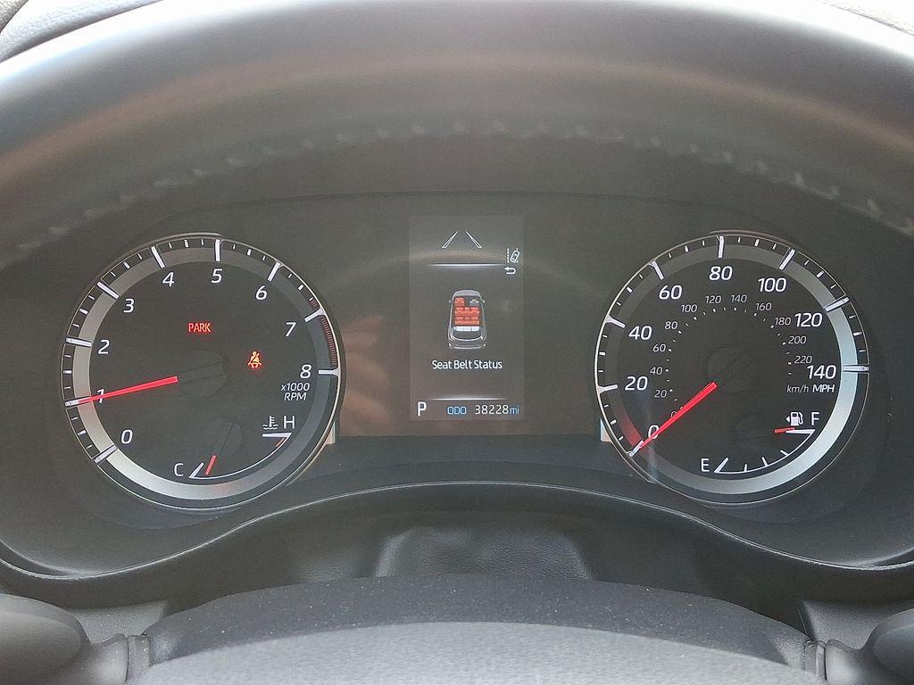 used 2022 Toyota Highlander car, priced at $31,901
