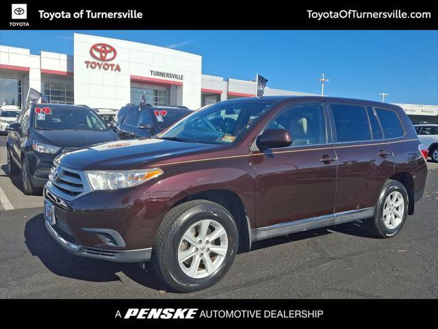 used 2013 Toyota Highlander car, priced at $16,995