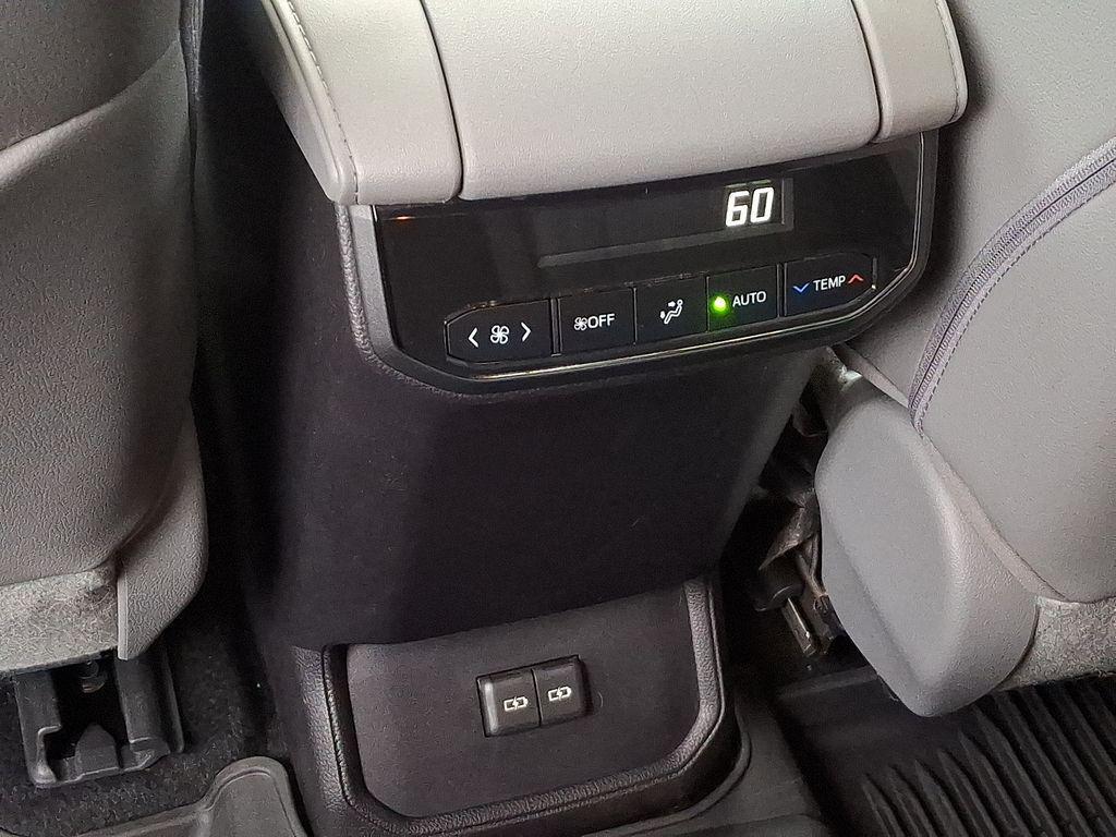 used 2023 Toyota Highlander car, priced at $34,664