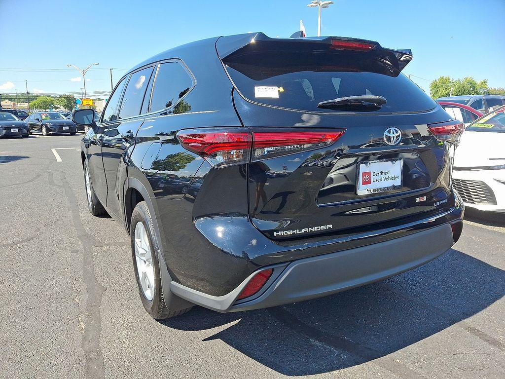 used 2022 Toyota Highlander car, priced at $35,550