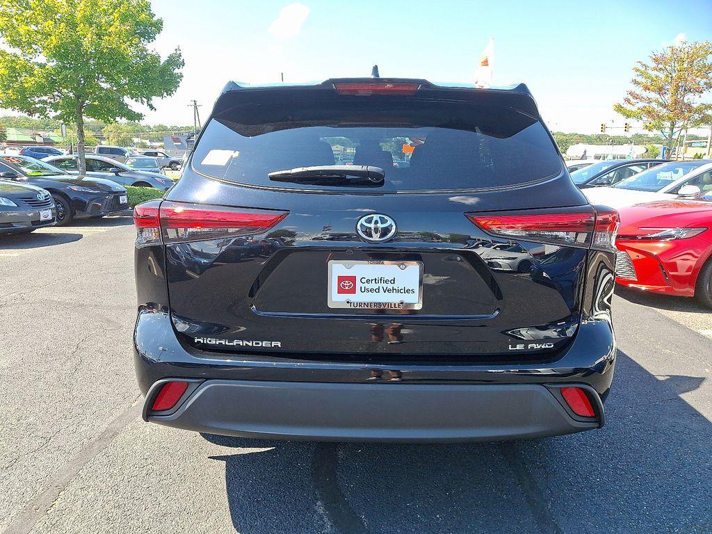 used 2022 Toyota Highlander car, priced at $35,550