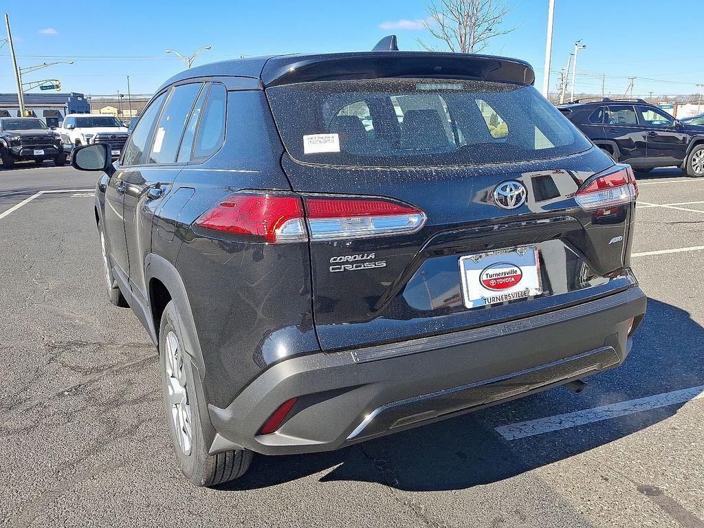 new 2025 Toyota Corolla Cross car, priced at $27,678