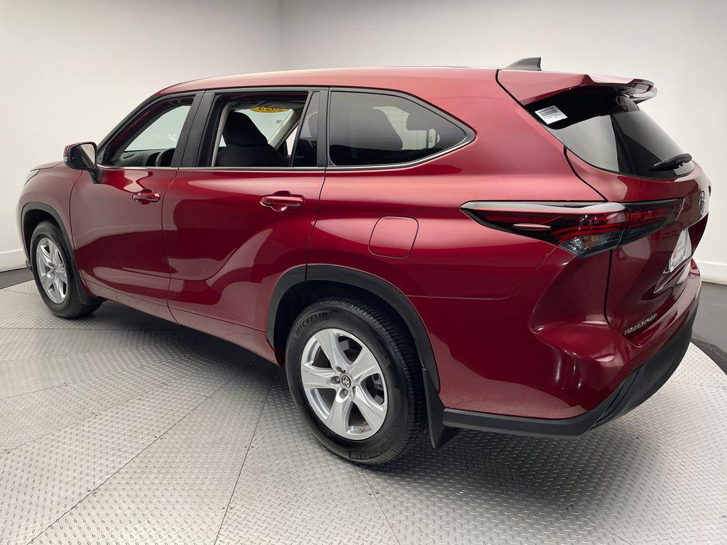 used 2024 Toyota Highlander car, priced at $38,897