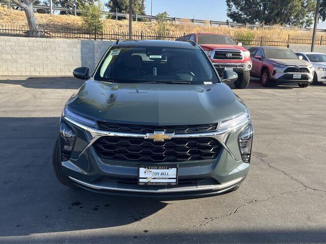 new 2025 Chevrolet Trax car, priced at $23,465