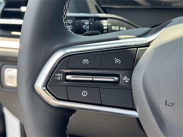 new 2025 Chevrolet Traverse car, priced at $42,740