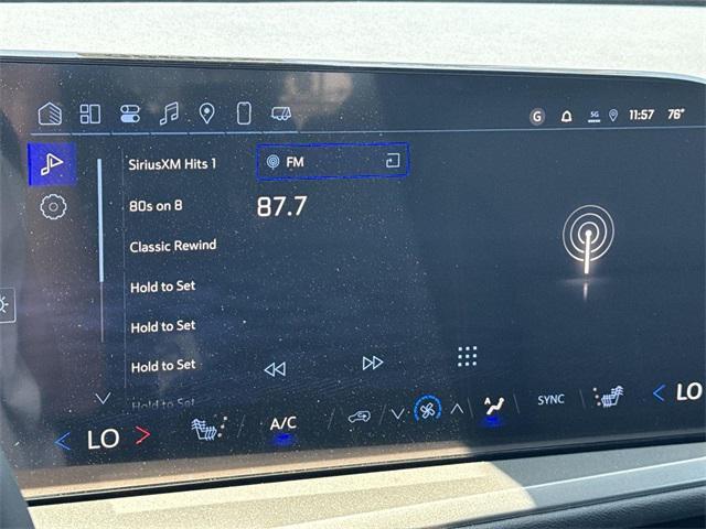 new 2025 Chevrolet Traverse car, priced at $42,740