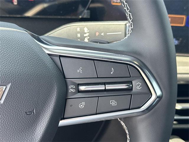 new 2025 Chevrolet Traverse car, priced at $42,740