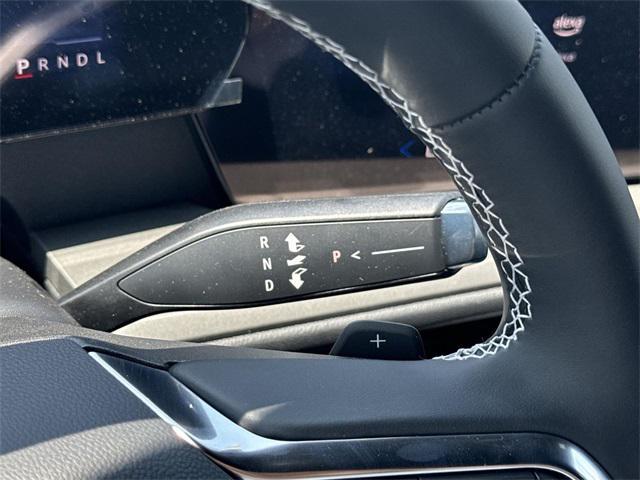 new 2025 Chevrolet Traverse car, priced at $42,740