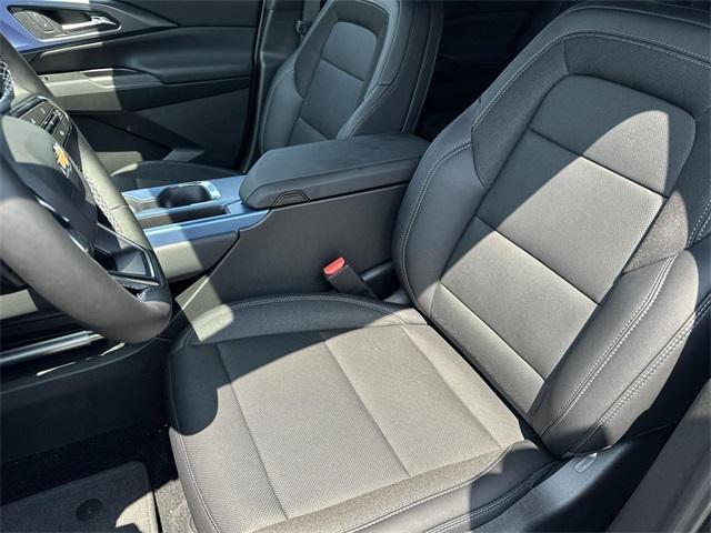 new 2025 Chevrolet Equinox EV car, priced at $31,340