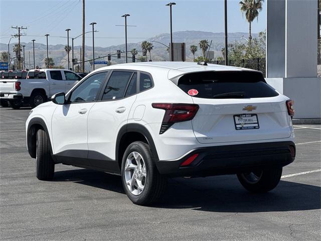 new 2025 Chevrolet Trax car, priced at $22,390