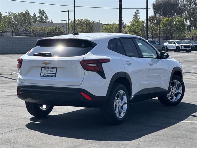 new 2025 Chevrolet Trax car, priced at $22,390