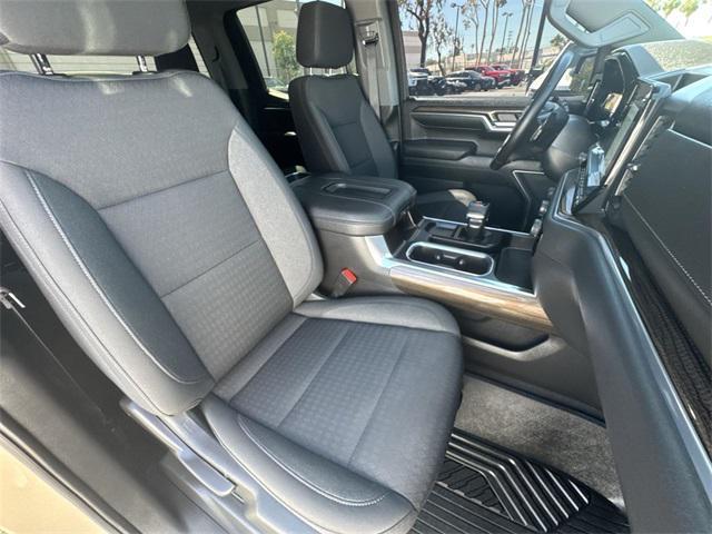 used 2022 Chevrolet Silverado 1500 car, priced at $48,553