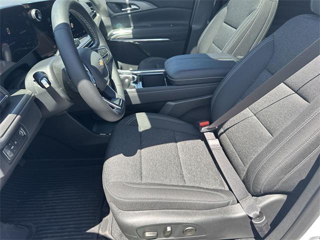 new 2025 Chevrolet Traverse car, priced at $44,755