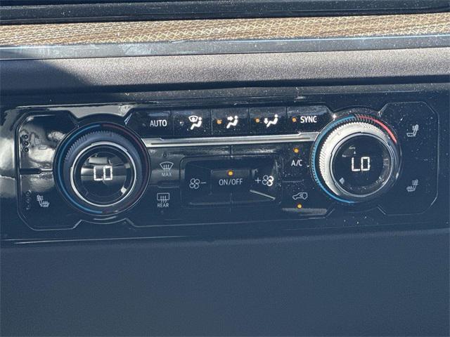 new 2025 Chevrolet Silverado 1500 car, priced at $39,738