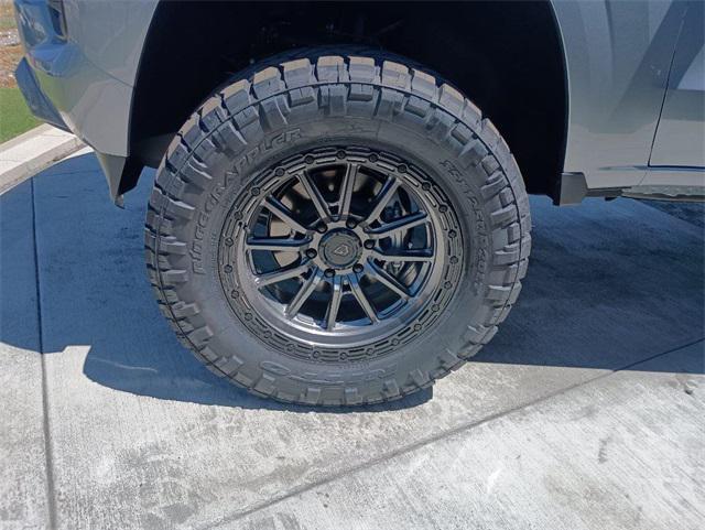 new 2025 Chevrolet Colorado car, priced at $43,988