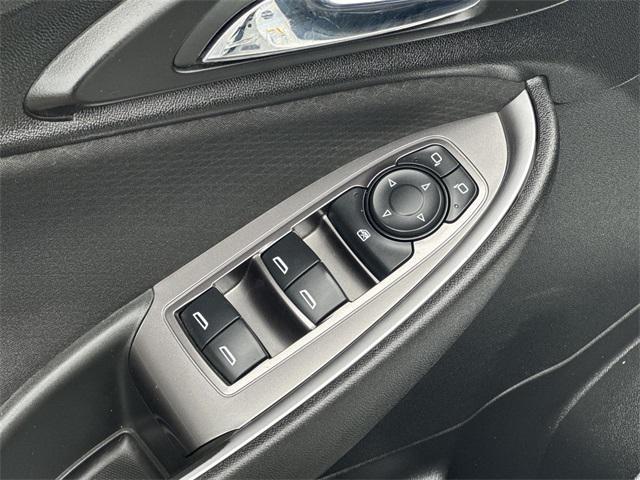 used 2018 Chevrolet Malibu car, priced at $11,731
